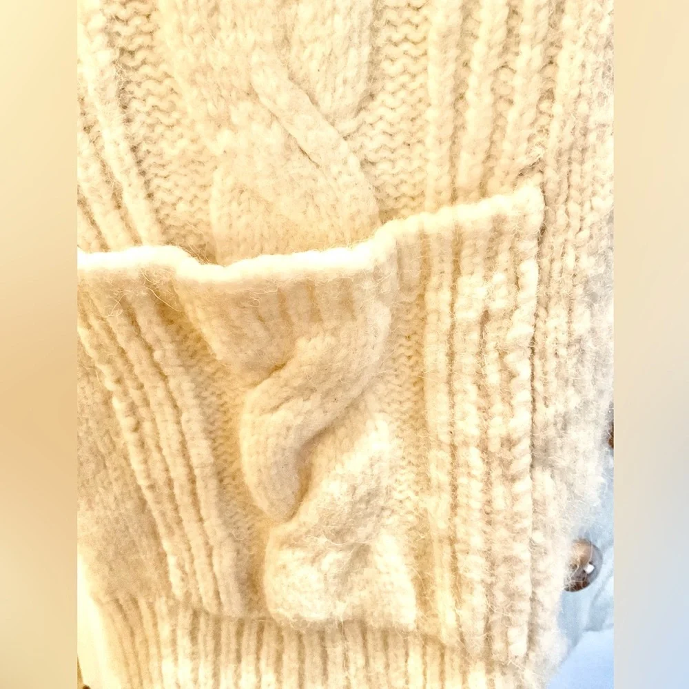 Faherty Cream Cable-Knit Hooded Cardigan